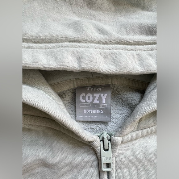 TNA Cozy Boyfriend Hoodie - Picture 4 of 6